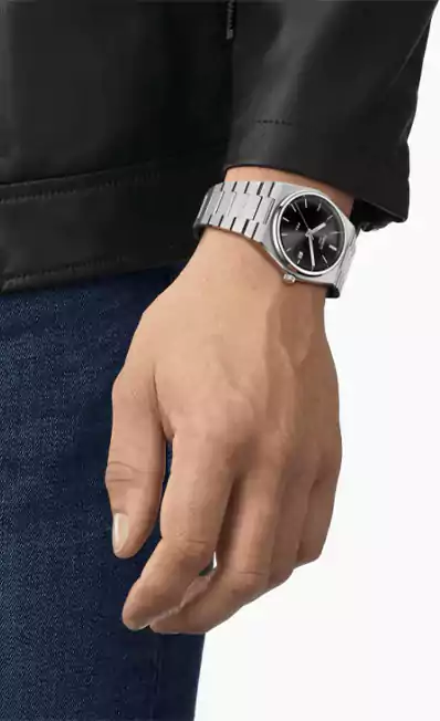ساعة يد تيسو للرجال ، عقارب ،سوار ستانلس ستيل، سيلفر T137-410-11-051