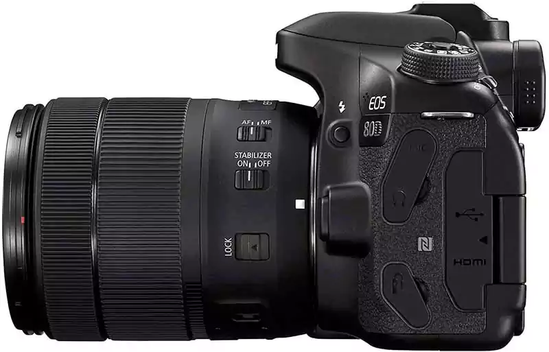 كاميرا كانون EOS 80D، دقة 24.2 ميجابكسل، عدسة 18-135 ملم، اسود